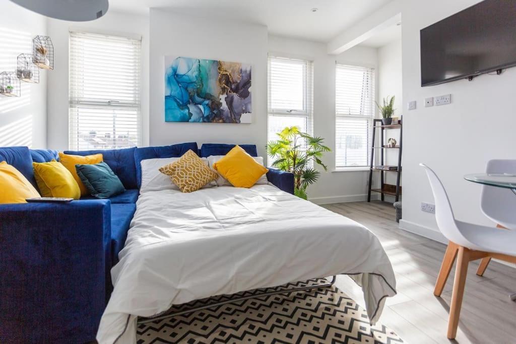 2 Bed Apartment Near The Beach Southend-on-Sea Zewnętrze zdjęcie