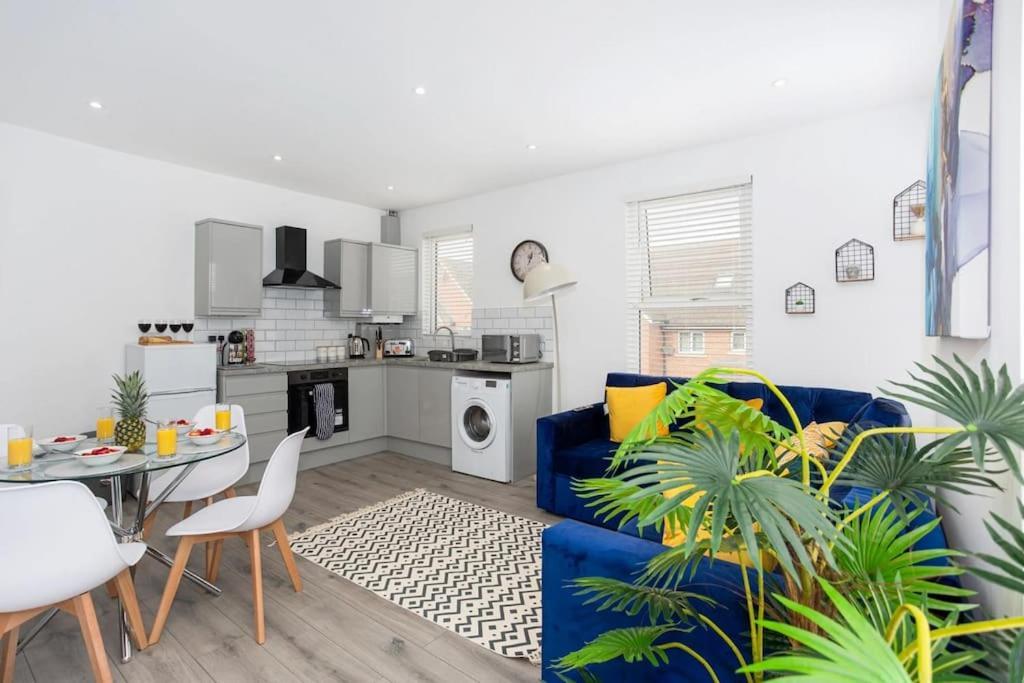 2 Bed Apartment Near The Beach Southend-on-Sea Zewnętrze zdjęcie